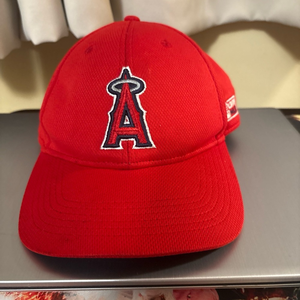 MLB Red Baseball Cap - Picture 5 of 8